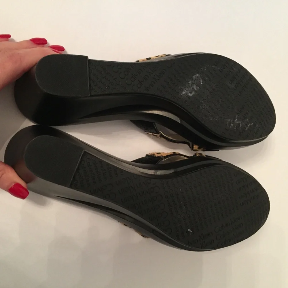 CALVIN KLEIN NEW SHOES PLATFORM BLACK TAN MISMATCH Size 7.5 & 8